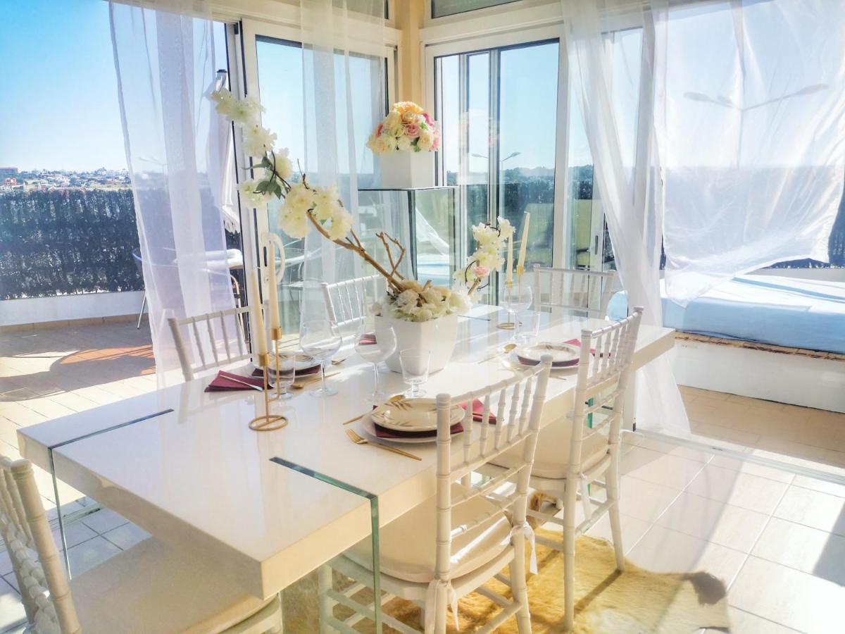 Appartamento Penthouse With Sea View & Private Terrace Guia  Esterno foto